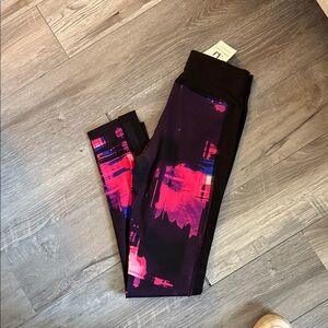 Athletic Black Leggings with Pink Abstract Print